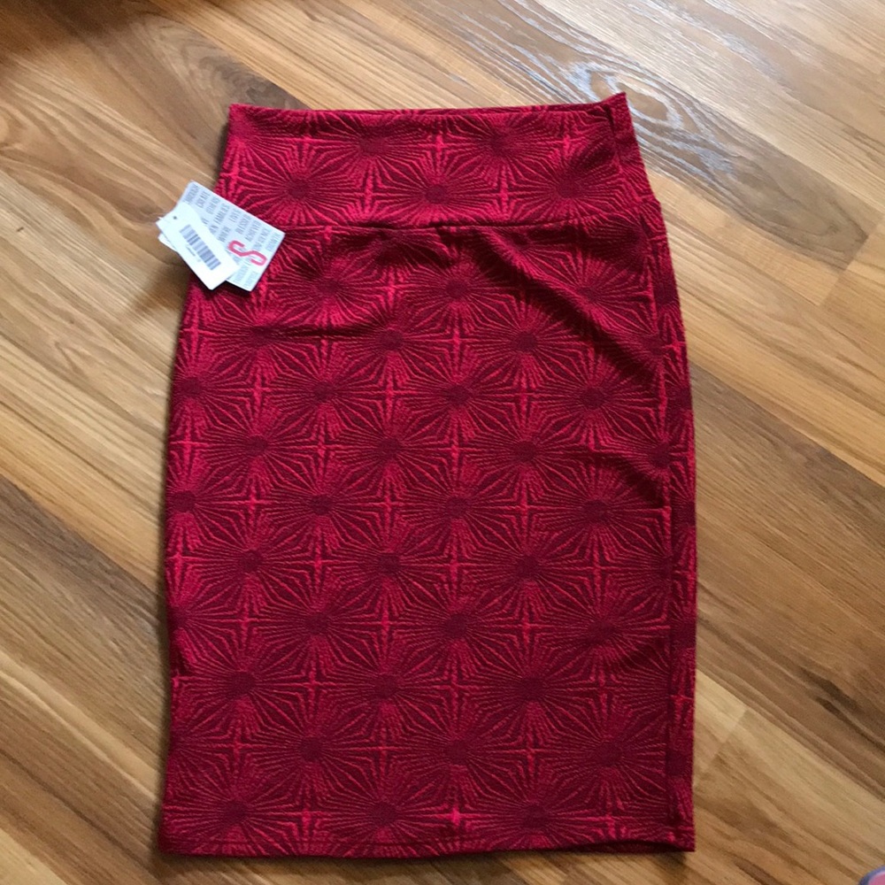 NWT Lularoe Cassie skirt